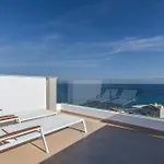 Alexandra & 4*