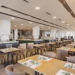Alexandra & 4* チィリヴィ