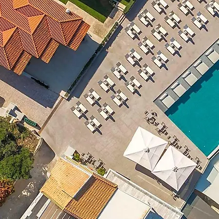 Alexandra & Hotel