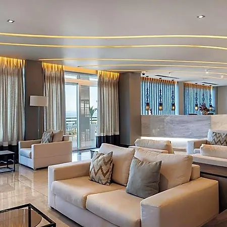 Hotel Alexandra & 4*