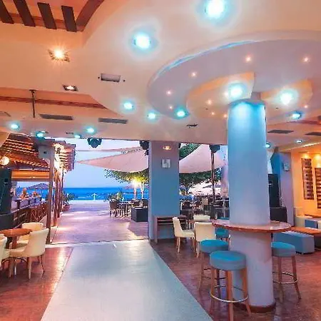 Hotel Alexandra & 4*