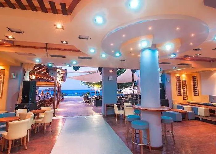 Hotel Alexandra & 4*