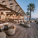 Hotell Alexandra & 4*