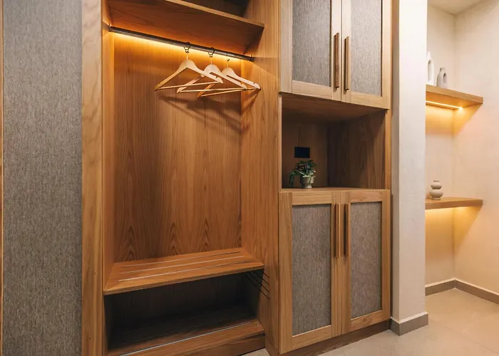 Alexandra & Hotel 4*